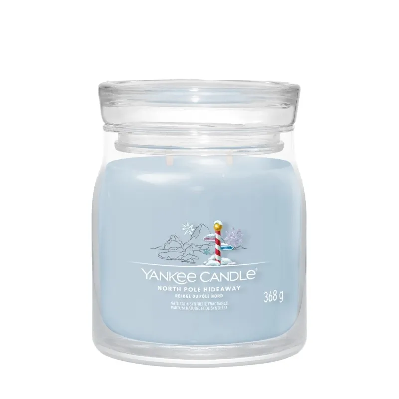 YANKEE CANDLE North Pole Hideaway – świeca średnia — zdjęcie 1